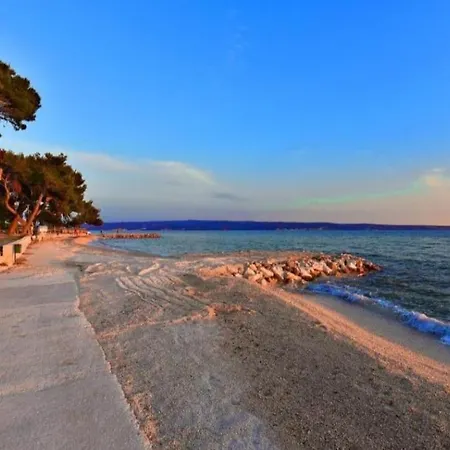 Pejic Apartman Podstrana