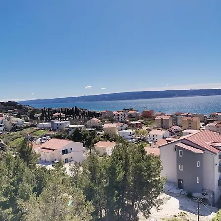 Apartment Pejic Podstrana