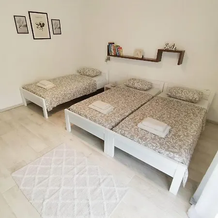 Pejic Apartment *