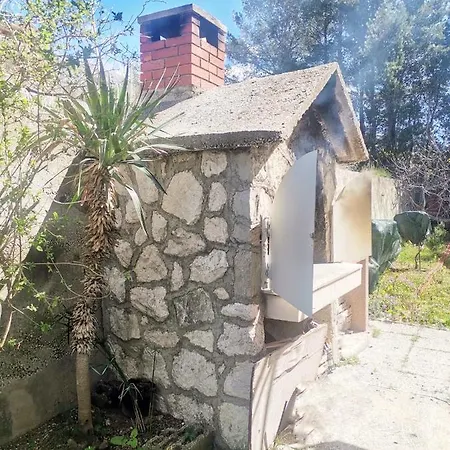 Apartment Pejic Podstrana